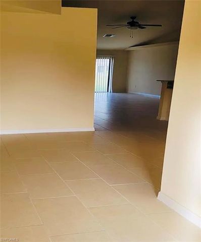 4540 SW 8th CT, Cape Coral, FL 33914