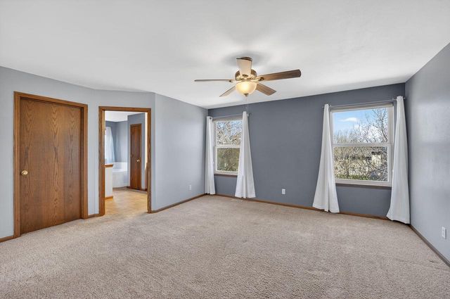4226 W Willow WAY, Milwaukee, WI 53221