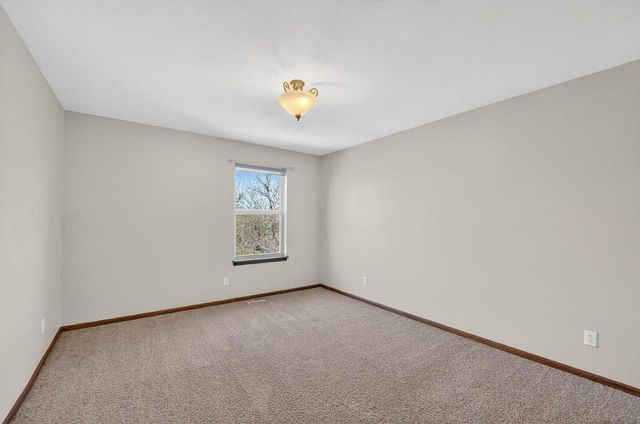 4226 W Willow WAY, Milwaukee, WI 53221