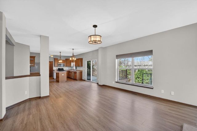 4226 W Willow WAY, Milwaukee, WI 53221