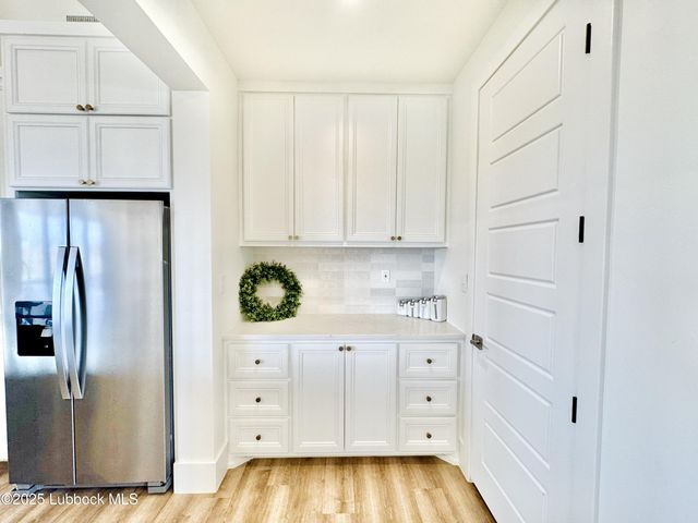 7211 W 12th Street, Plainview, TX 79072