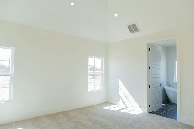 7211 W 12th Street, Plainview, TX 79072