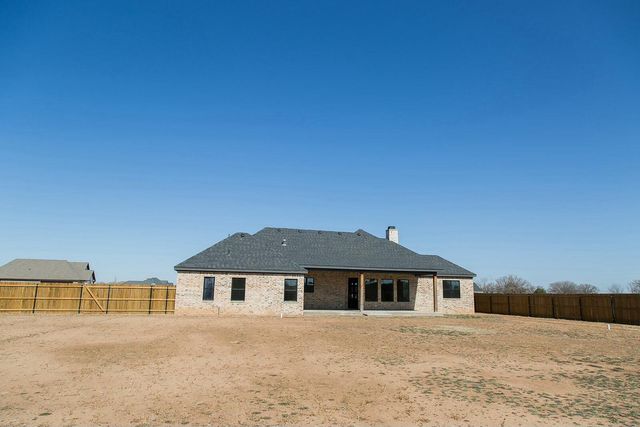 7211 W 12th Street, Plainview, TX 79072