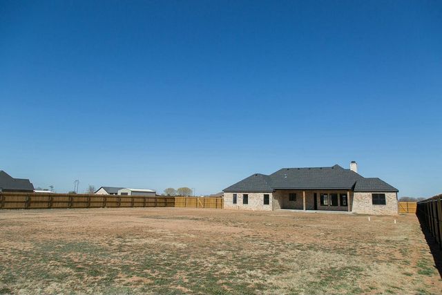 7211 W 12th Street, Plainview, TX 79072