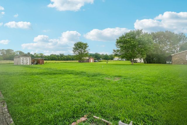 1220 Rome Pike, Lebanon, TN 37087