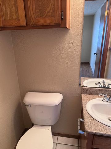 1009 Lapwing Road, Edmond, OK 73003