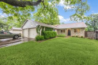 12817 Hymeadow DR B, Austin, TX 78729