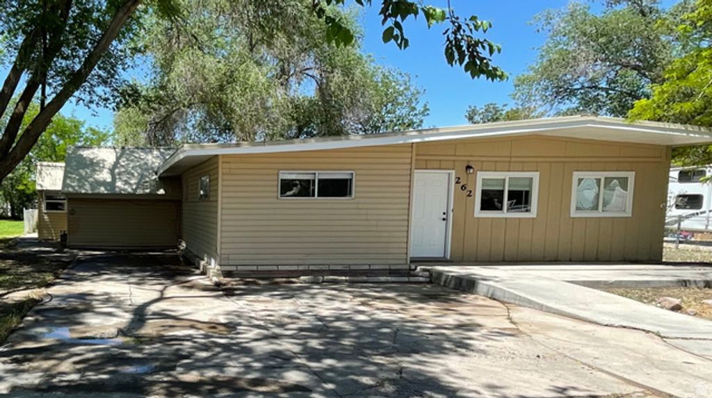 Image 2 of property listing at 262 S 300 W, Delta, UT 84624