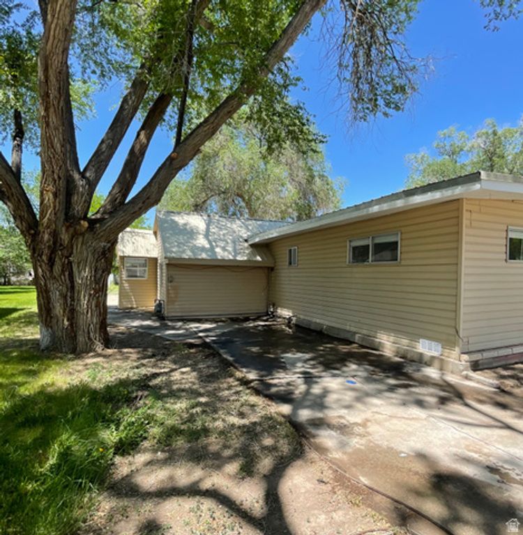 Image 14 of property listing at 262 S 300 W, Delta, UT 84624