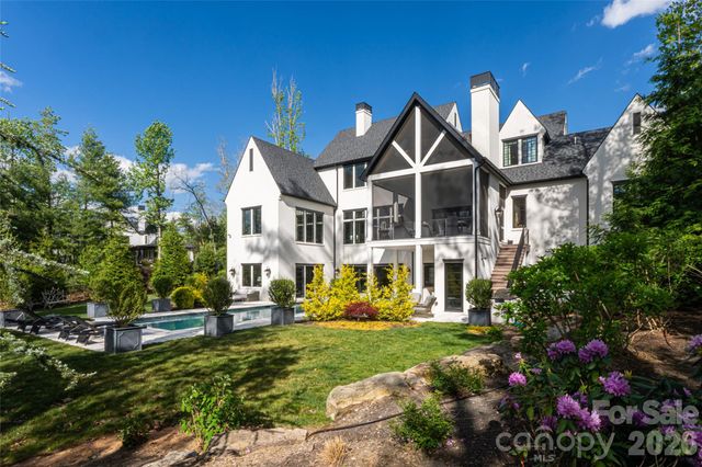 6 Stansbury Drive, Asheville, NC 28803
