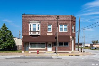 943 15TH Avenue, East Moline, IL 61244