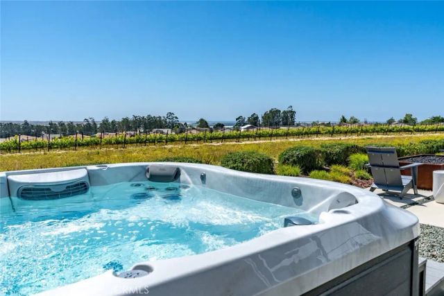 1662 Eucalyptus, Nipomo, CA 93444