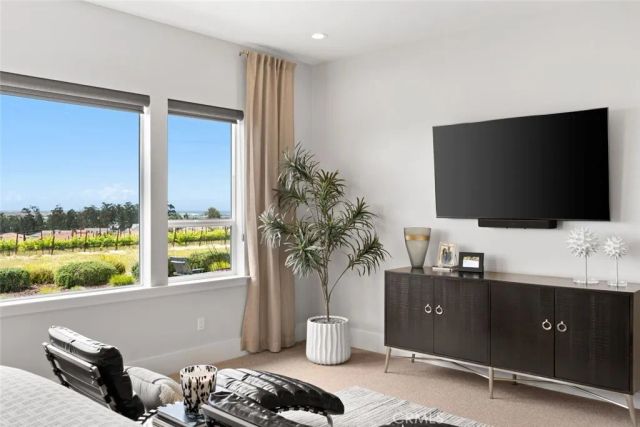 1662 Eucalyptus, Nipomo, CA 93444