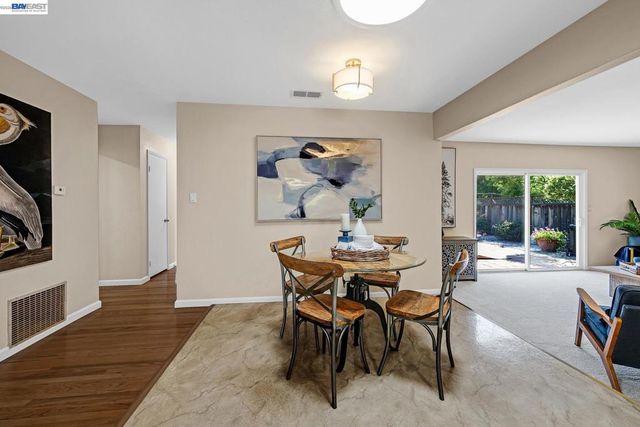 34199 Cartwright Pl, Fremont, CA 94555