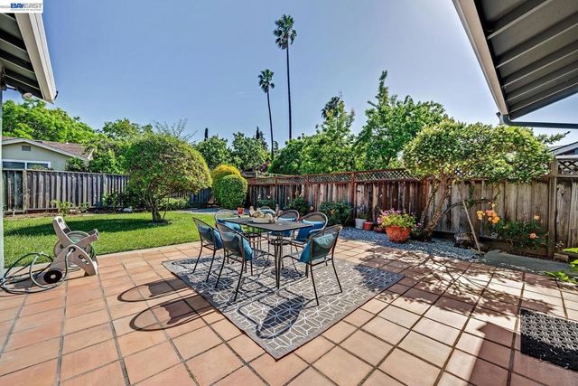 34199 Cartwright Pl, Fremont, CA 94555