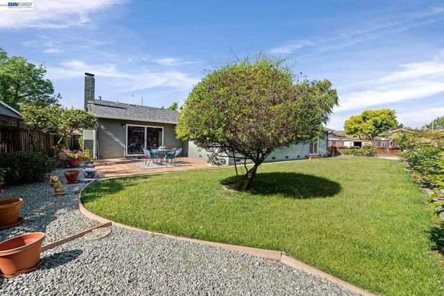 34199 Cartwright Pl, Fremont, CA 94555