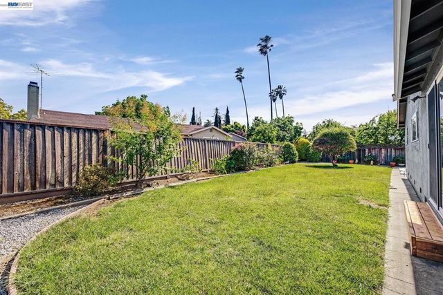 34199 Cartwright Pl, Fremont, CA 94555