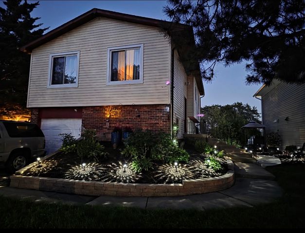 210 Mill Stream Drive, Bolingbrook, IL 60440