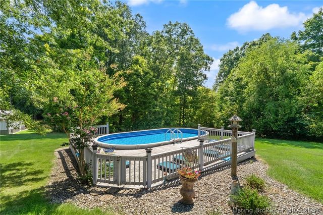 2085 Highway 11, Lanesville, IN 47136
