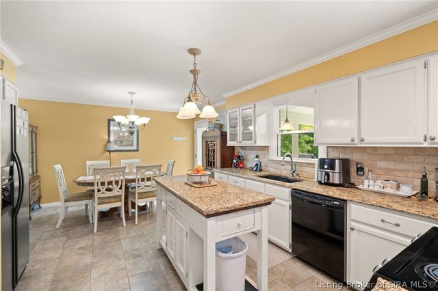 2085 Highway 11, Lanesville, IN 47136