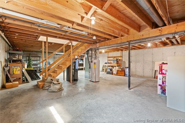 2085 Highway 11, Lanesville, IN 47136