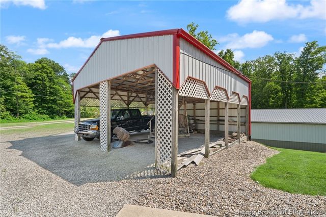 2085 Highway 11, Lanesville, IN 47136