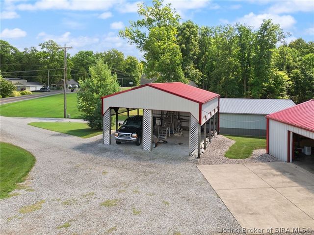 2085 Highway 11, Lanesville, IN 47136