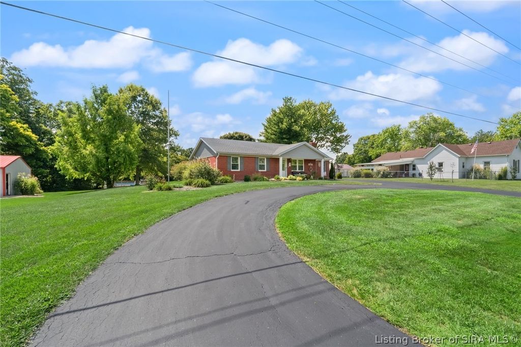 2085 Highway 11, Lanesville, IN 47136