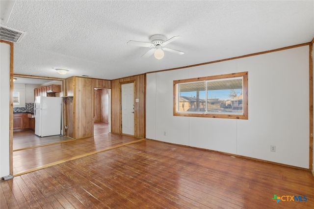 204 Salinas Road, San Marcos, TX 78666