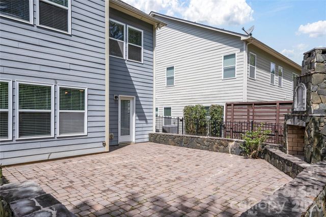2166 Bluebell Way, Tega Cay, SC 29708