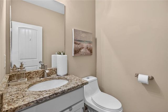 94 Hill Crest Cir, Hiram, GA 30141