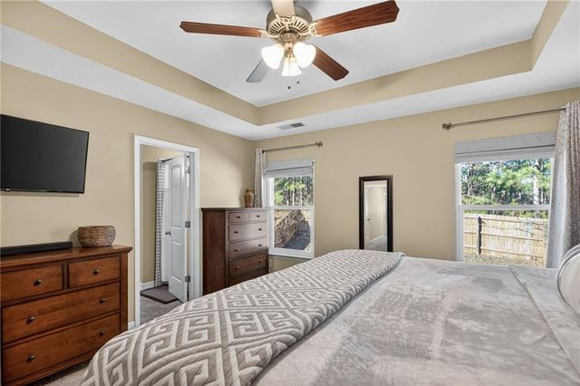 94 Hill Crest Cir, Hiram, GA 30141