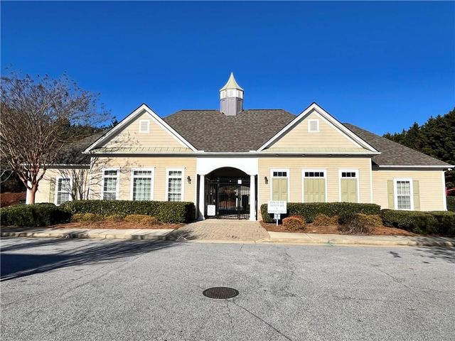 94 Hill Crest Cir, Hiram, GA 30141