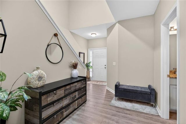 94 Hill Crest Cir, Hiram, GA 30141