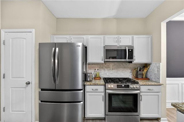 94 Hill Crest Cir, Hiram, GA 30141