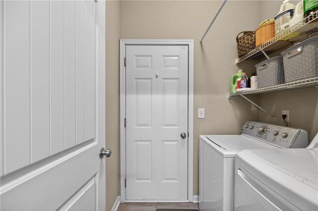 94 Hill Crest Cir, Hiram, GA 30141