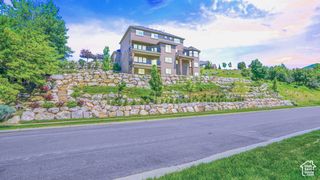 1596 E MILLBROOK WAY, Bountiful, UT 84010