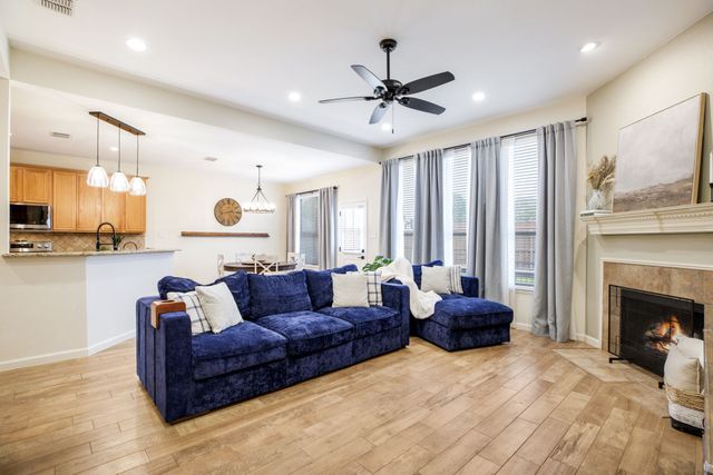 300 N Alder Drive, Allen, TX 75002