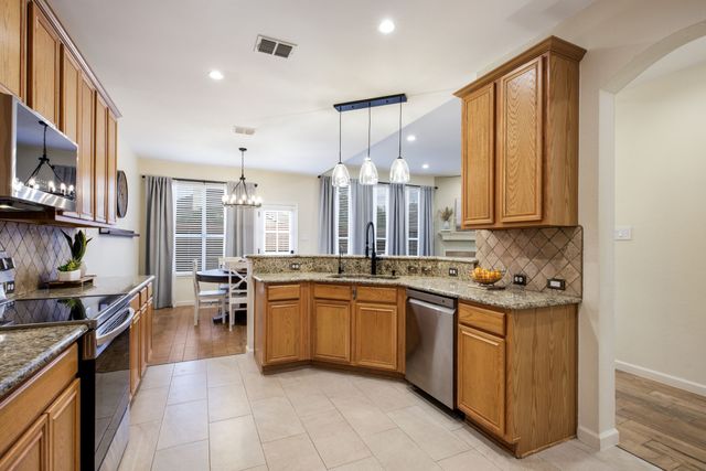 300 N Alder Drive, Allen, TX 75002