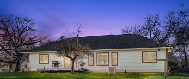 1800 Silverado Dr, Placerville, CA 95667