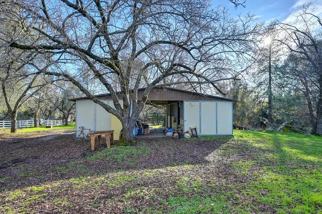 1800 Silverado Dr, Placerville, CA 95667