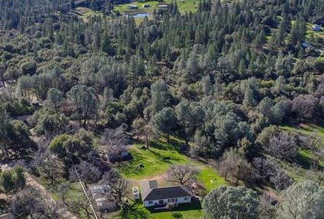 1800 Silverado Dr, Placerville, CA 95667