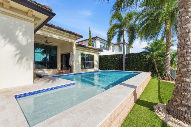 9170 Solstice Circle, Parkland, FL 33076