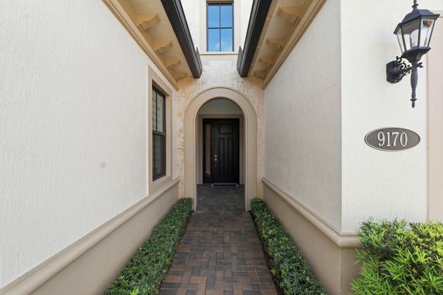 9170 Solstice Circle, Parkland, FL 33076