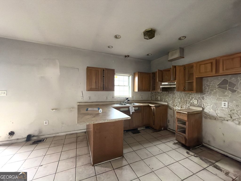 822 White Street SW, Atlanta, GA 30310 — photo 3