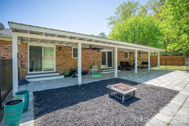 7 Lula Cove Road, Weaverville, NC 28787