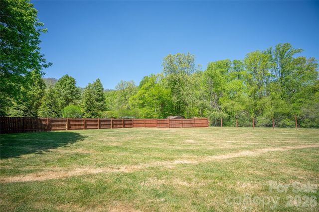7 Lula Cove Road, Weaverville, NC 28787