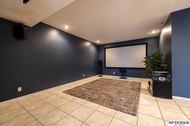 7411 San Mateo Lane, Lincoln, NE 68516