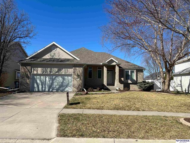 7411 San Mateo Lane, Lincoln, NE 68516