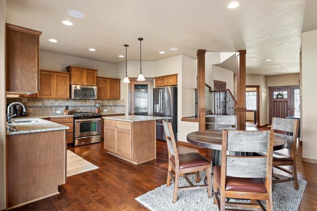 17709 E Daystar Rd, Greenacres, WA 99016